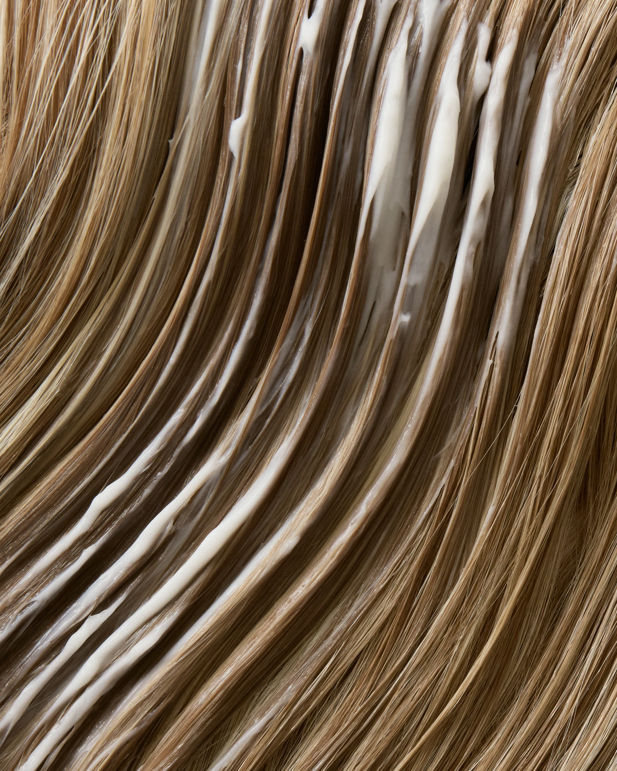 Smooth Talk Anti-Fading Dark Hair Conditioner - Image 4